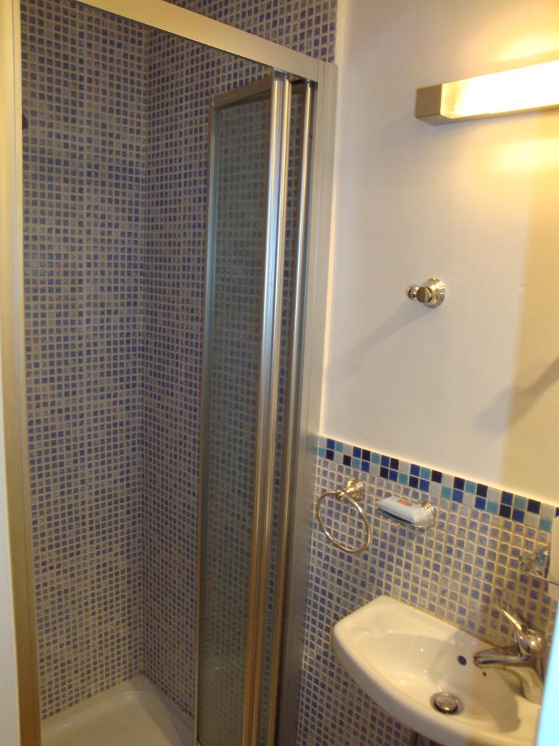 			Studio Apartment, 1 bath, 1 reception Studio			 Buchanan Gardens, KENSAL GREEN