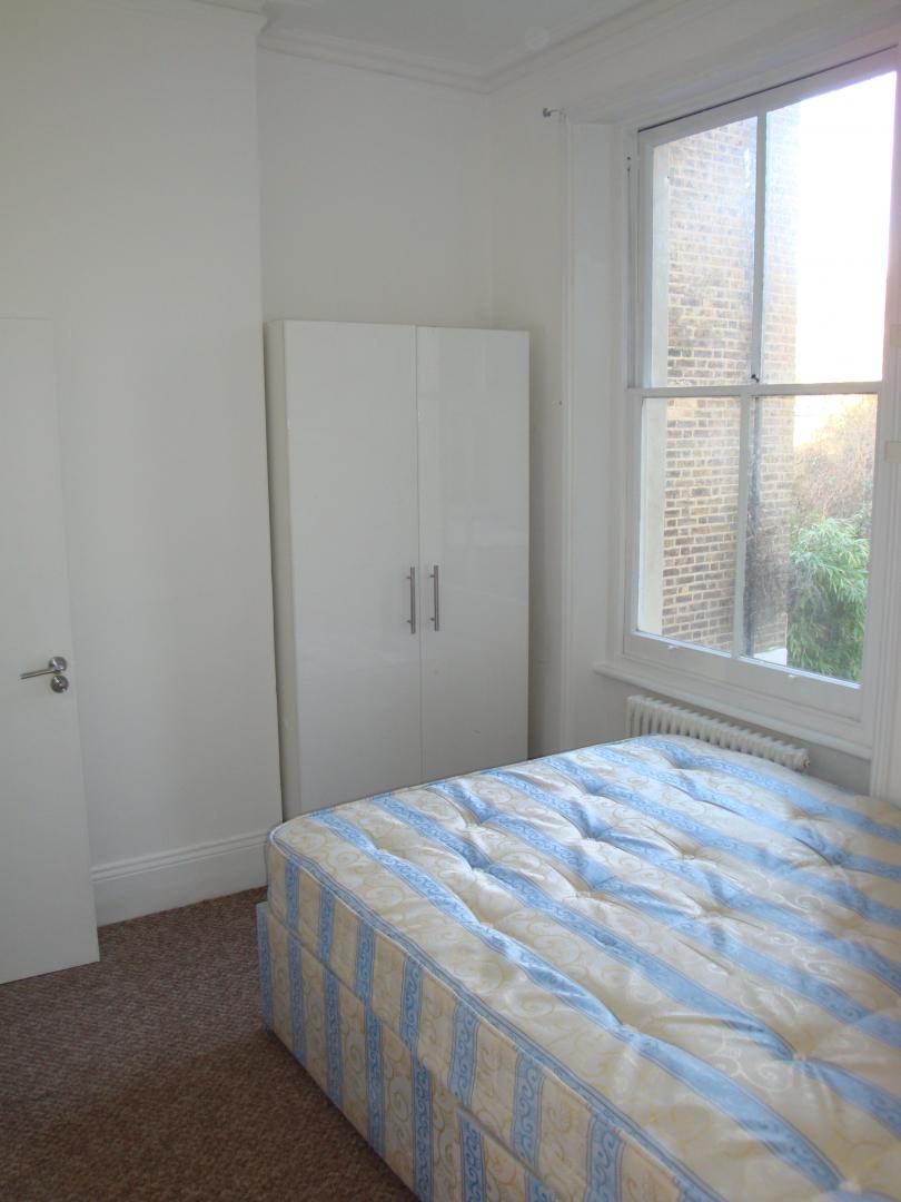 			New instruction, 4 Bedroom, 1 bath, 1 reception Flat			 Shirland Road, MAIDA VALE