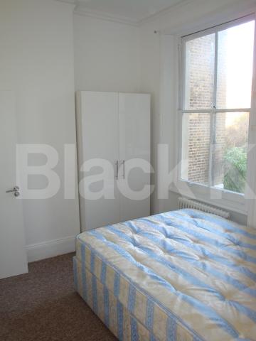 			NEW INSTRUCTION!, 4 Bedroom, 1 bath, 1 reception Flat			 Shirland Road, MAIDA VALE