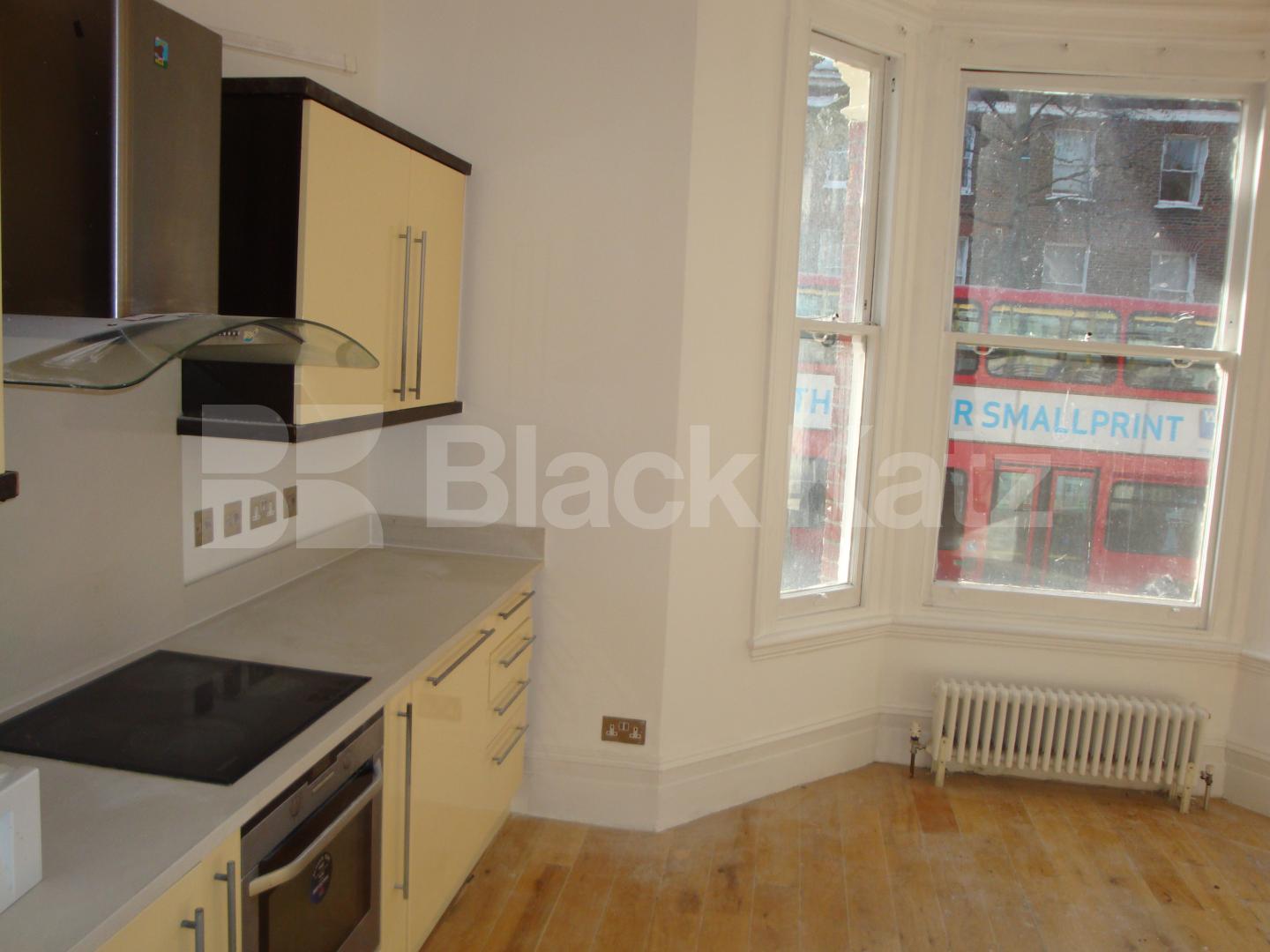 			NEW INSTRUCTION!, 4 Bedroom, 1 bath, 1 reception Flat			 Shirland Road, MAIDA VALE