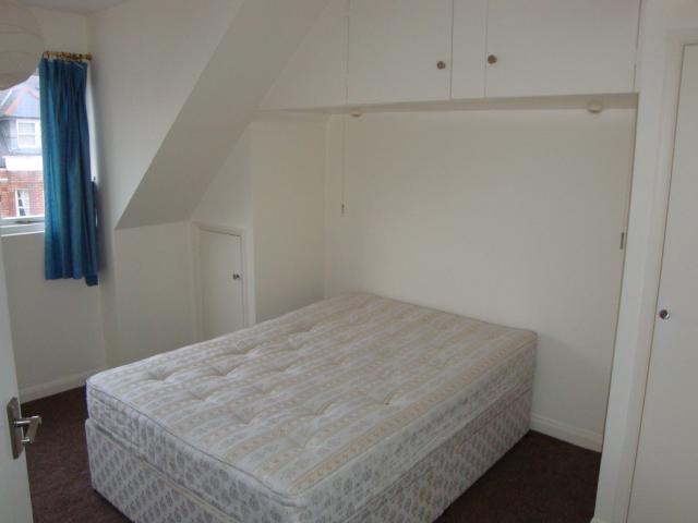 			2 Bedroom, 1 bath, 1 reception Flat			 Holmdale Road, WEST HAMPSTEAD