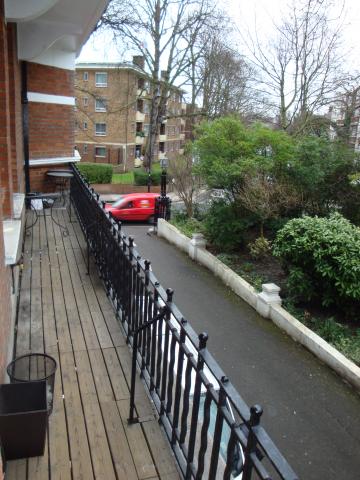 			1 month deposit instead of 6 weeks, saving you £825!, 2 Bedroom, 1 bath, 1 reception Flat			 Kings Gardens, WEST HAMPSTEAD