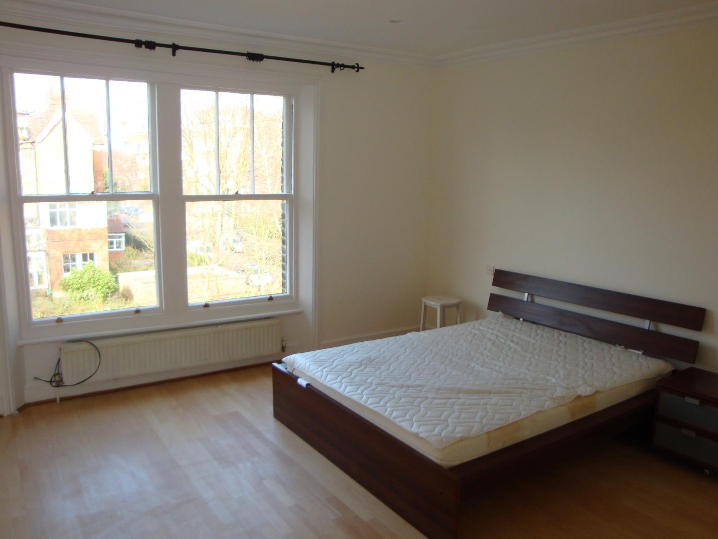 			3 Bedroom, 1 bath, 1 reception Flat			 Canfield Gardens, WEST HAMPSTEAD