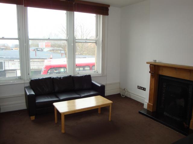 			1 month deposit instead of 6 weeks, saving you £500!, 1 Bedroom, 1 bath, 1 reception Flat			 West End Lane, WEST HAMPSTEAD