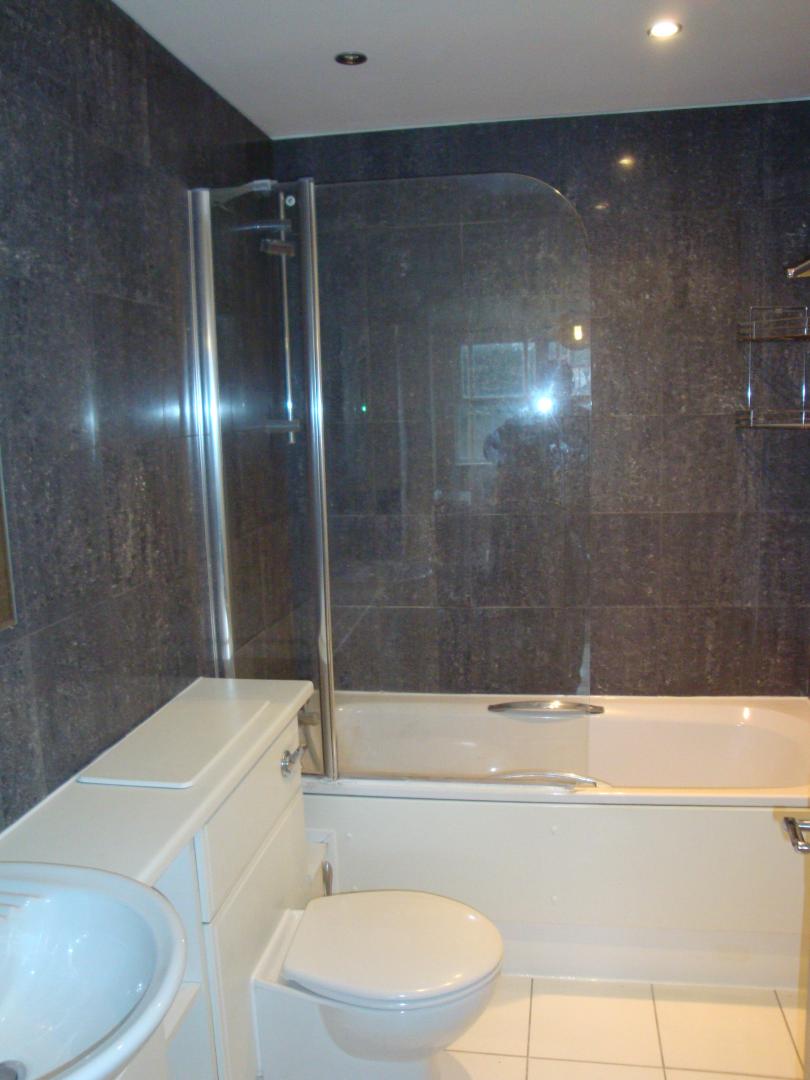 			2 Bedroom, 1 bath, 1 reception Flat			 Willesden Lane, WILLESDEN GREEN