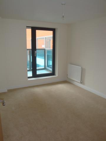 			2 Bedroom, 1 bath, 1 reception Flat			 The Pulse, Colindale
