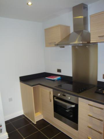 			2 Bedroom, 1 bath, 1 reception Flat			 The Pulse, Colindale