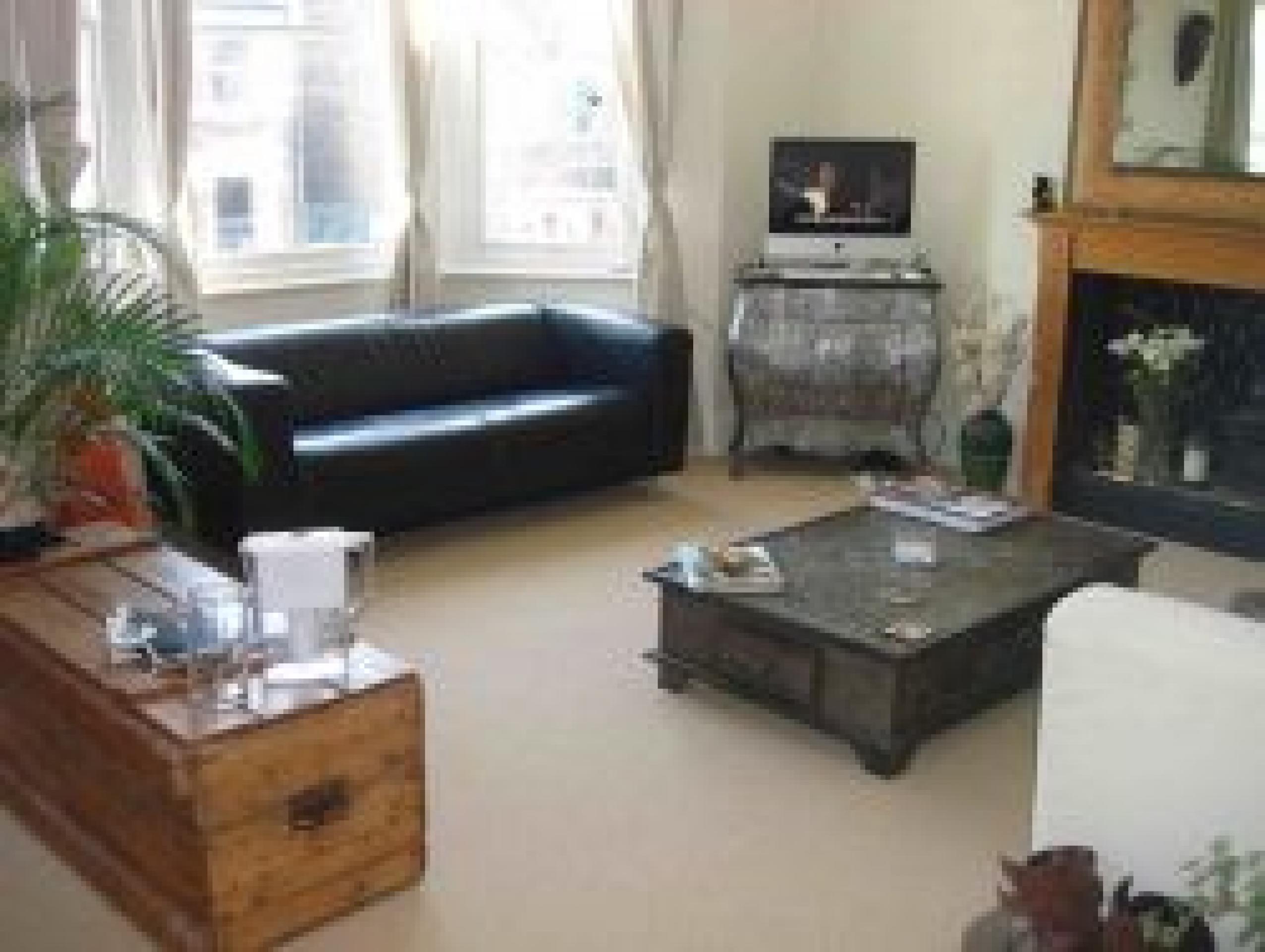 			2 Bedroom, 1 bath, 1 reception Flat			 Dundonald Road, BRONDESBURY/QUEENS PARK NW10