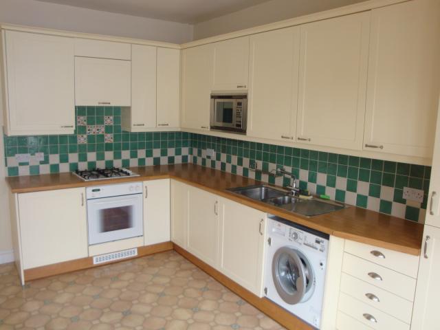 			2 Bedroom, 1 bath, 1 reception Flat			 Caddington Road, CRICKLEWOOD
