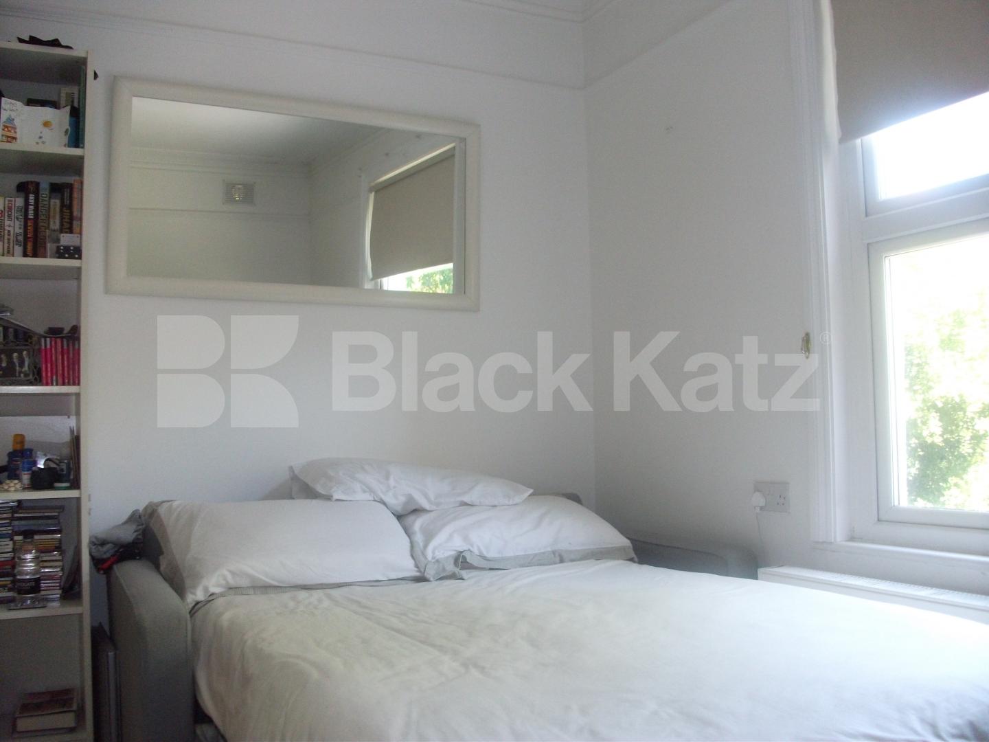 			NEW INSTRUCTION, Studio Apartment, 1 bath, 1 reception Flat			 Addison Gardens, Shepherds Bush