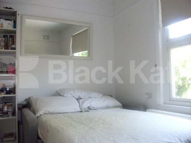 			NEW INSTRUCTION, Studio Apartment, 1 bath, 1 reception Flat			 Addison Gardens, Shepherds Bush