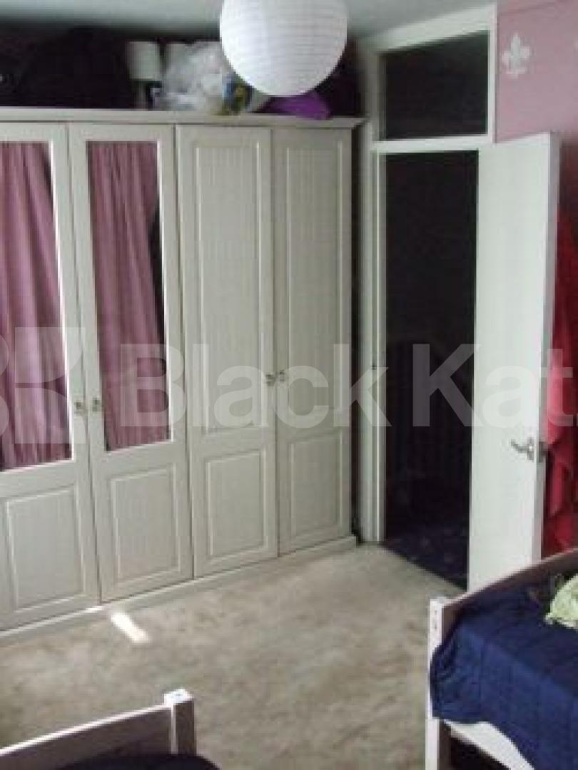 			new instruction, 3 Bedroom, 1 bath, 1 reception Flat			 Kiln Place, Gospel Oak