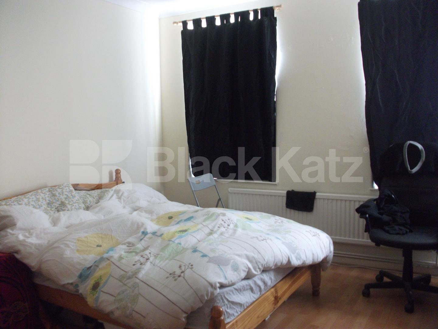 			LET, 3 Bedroom, 1 bath, 1 reception Apartment			 Hortensia House, Hortensia Road, Chelsea