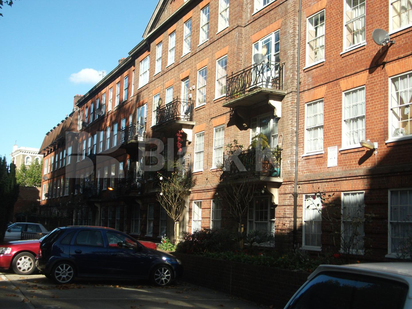 			LET, 3 Bedroom, 1 bath, 1 reception Apartment			 Hortensia House, Hortensia Road, Chelsea