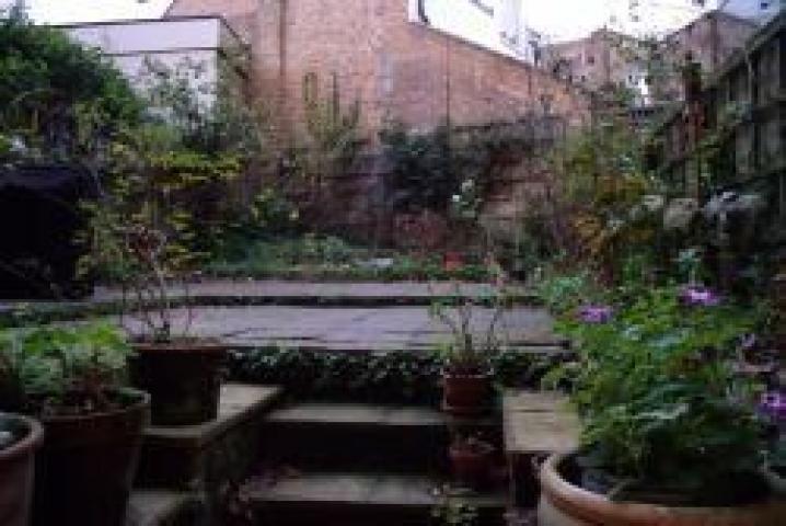 			2 Bedroom, 1 bath, 1 reception Flat			 Royal Cresent, NOTTINGHILL/HOLLAND PARK