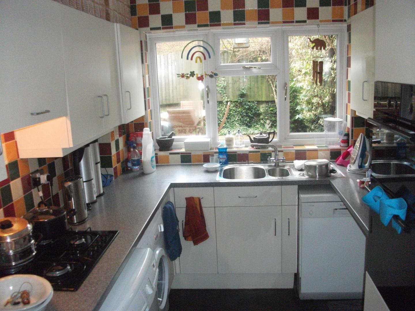 			2 Bedroom, 1 bath, 1 reception House			 Galton Street, QUEENS PARK