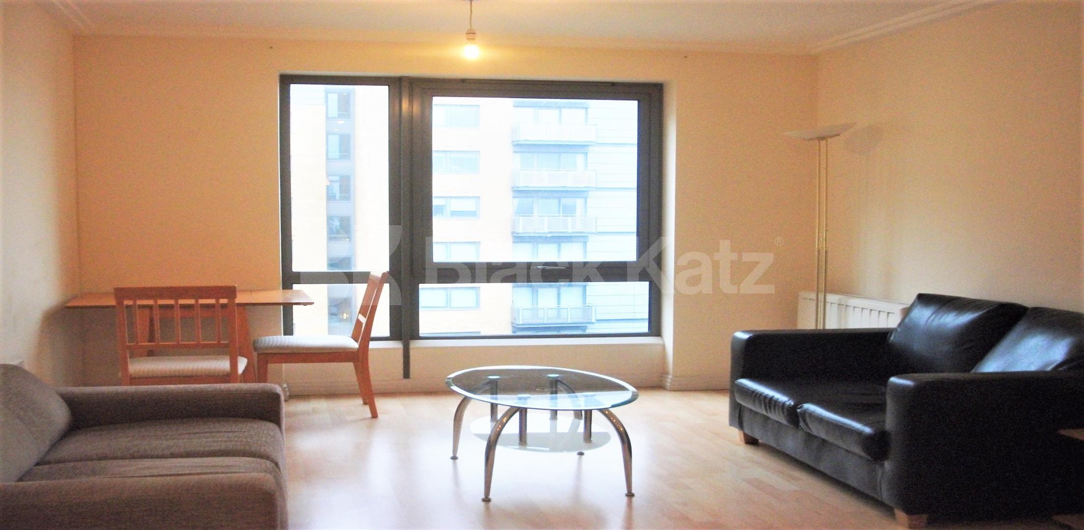 			LET, 1 Bedroom, 1 bath, 1 reception Apartment			 Victoria Road, ACTON 