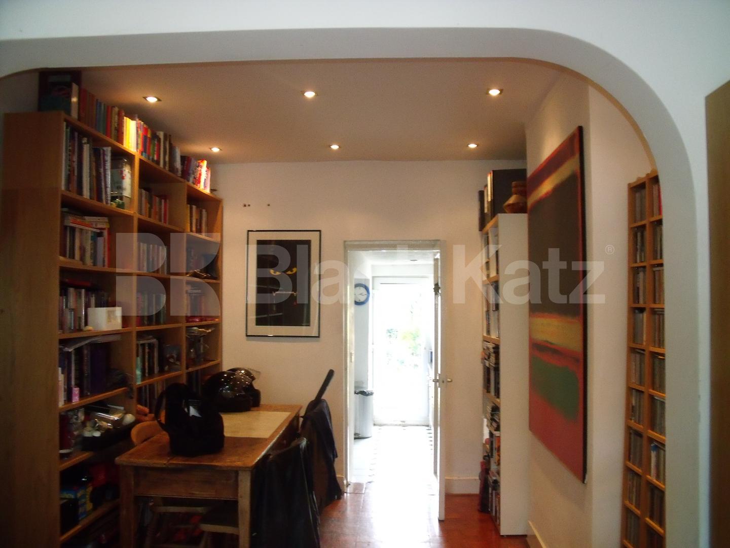 			NEW INSTRUCTION, 3 Bedroom, 1 bath, 1 reception Terraced House			 Binns Road, Turnham Green