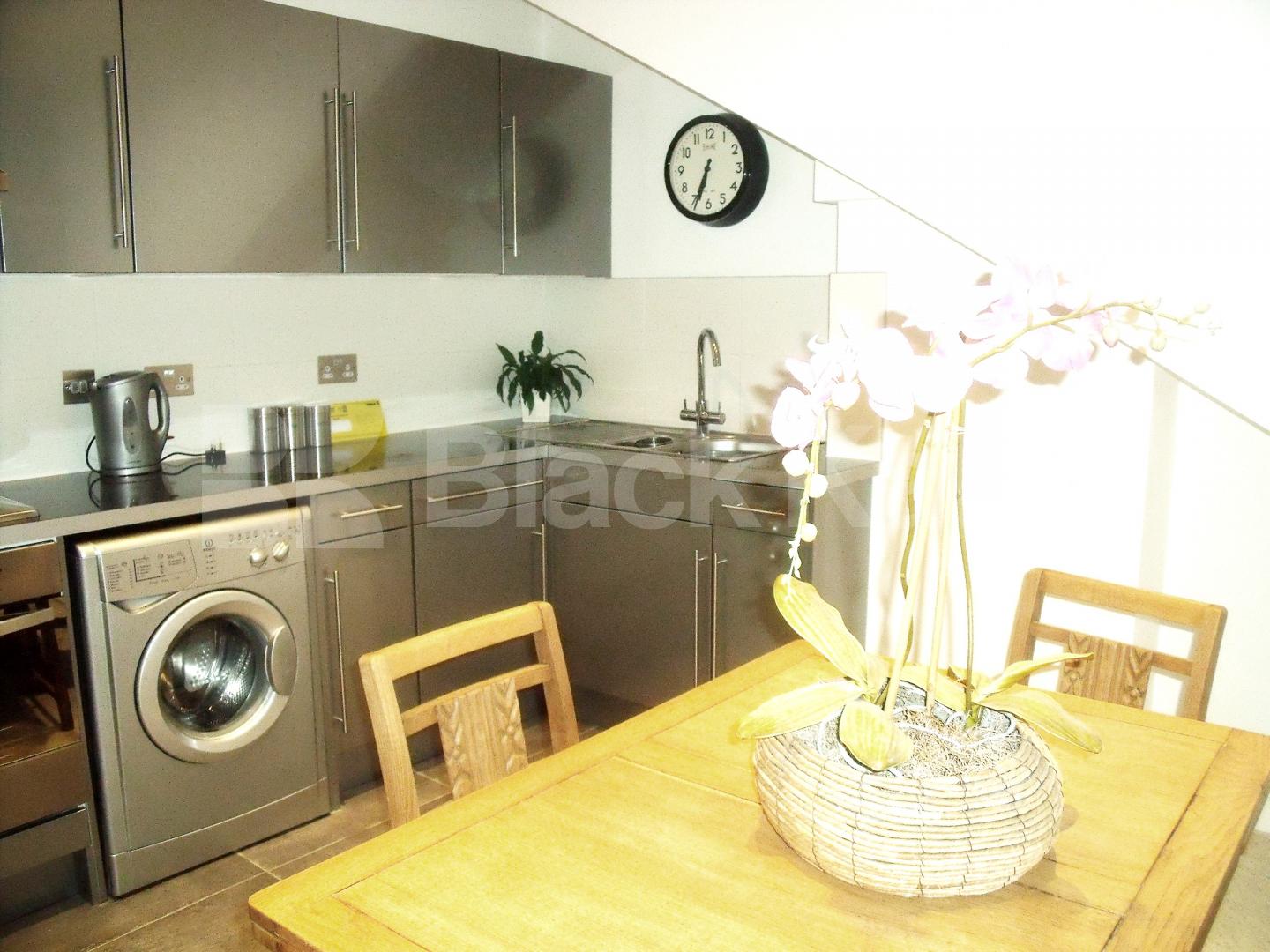 			NEW INSTRUCTION, 2 Bedroom, 1 bath, 1 reception Flat			 The Vale, Shepherds Bush/Acton