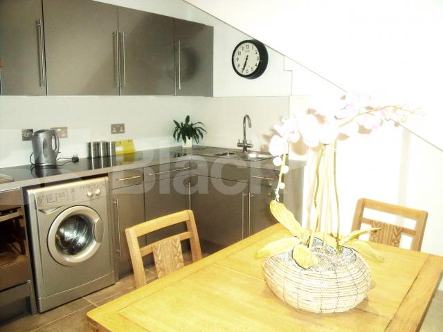			NEW INSTRUCTION, 2 Bedroom, 1 bath, 1 reception Flat			 The Vale, Shepherds Bush/Acton