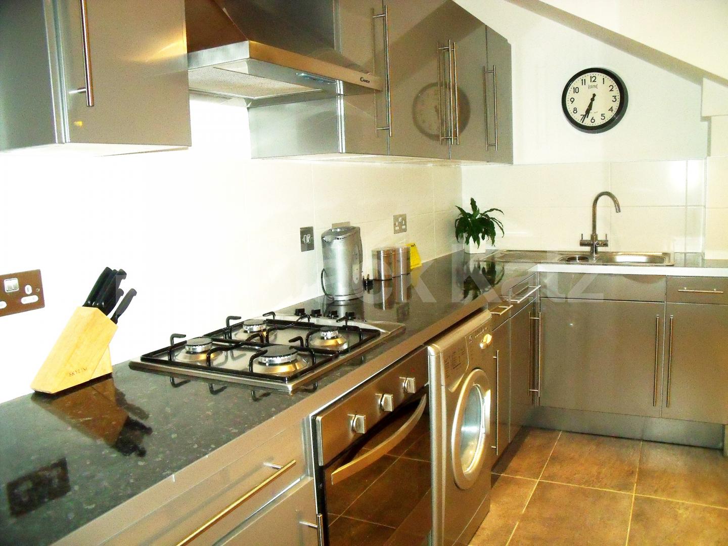 			NEW INSTRUCTION, 2 Bedroom, 1 bath, 1 reception Flat			 The Vale, Shepherds Bush/Acton