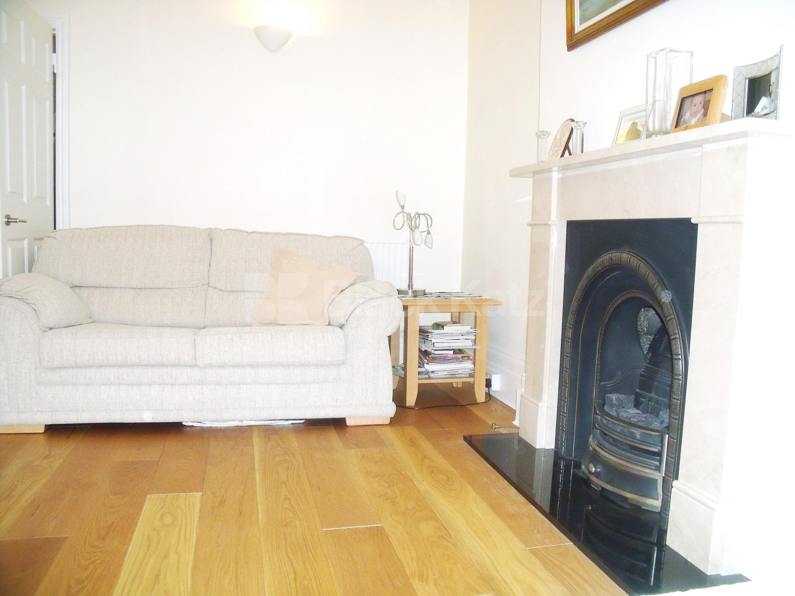 			NEW INSTRUCTION, 1 Bedroom, 1 bath, 1 reception Flat			 Friars Place Lane, Acton Central W3