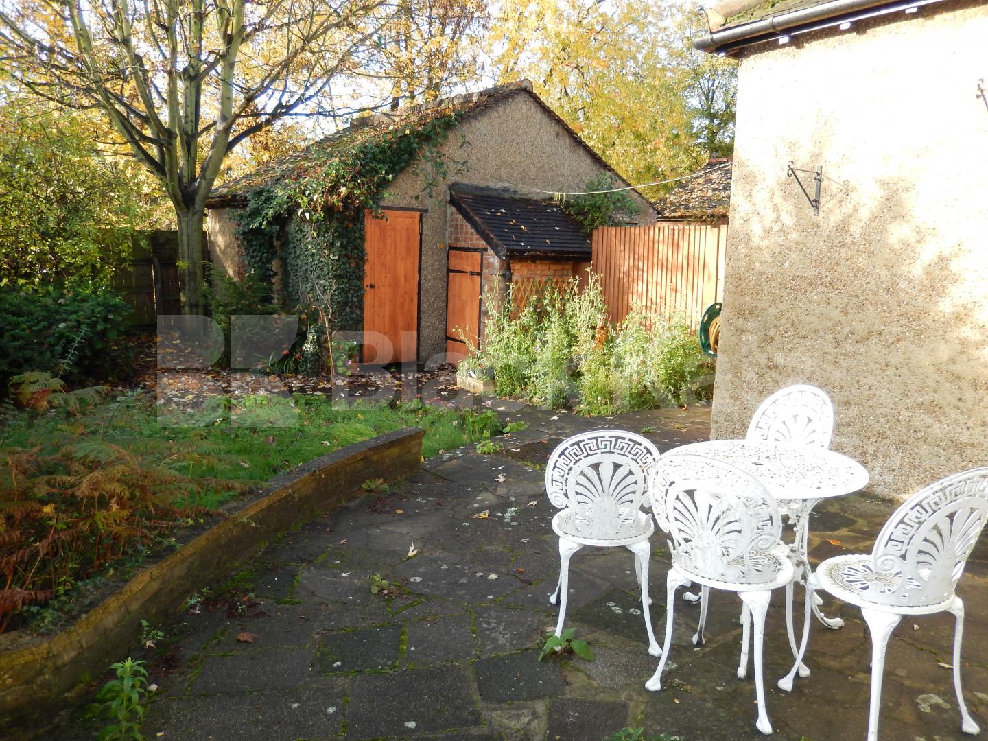 			LET, 3 Bedroom, 1 bath, 1 reception House			 Princes Gardens, West Acton