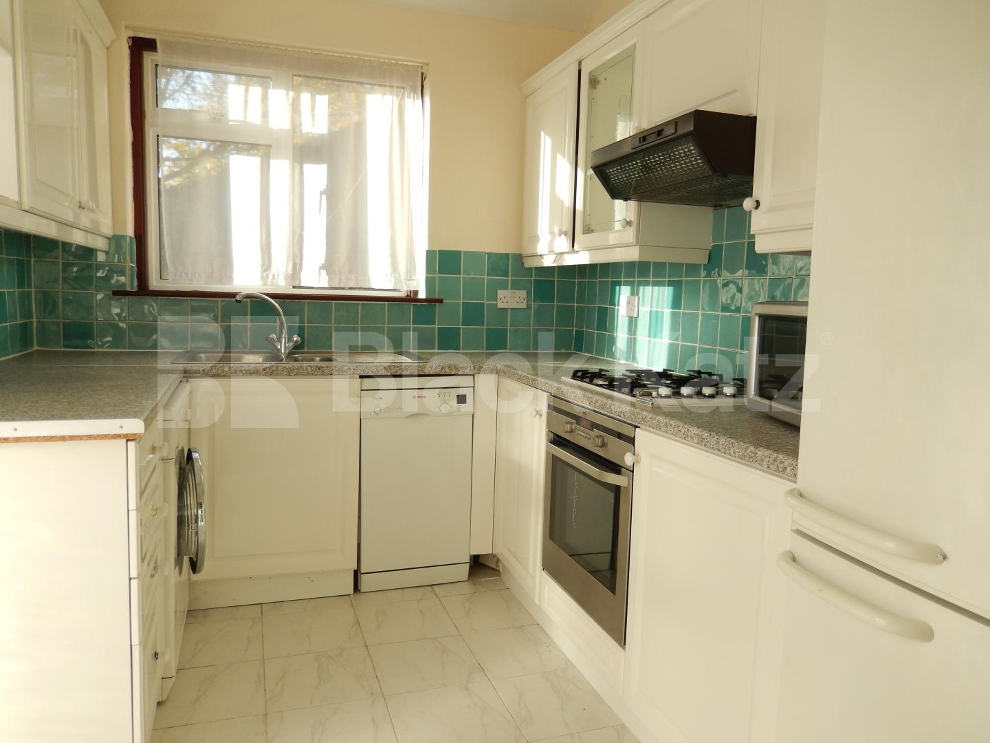 			LET, 3 Bedroom, 1 bath, 1 reception House			 Princes Gardens, West Acton
