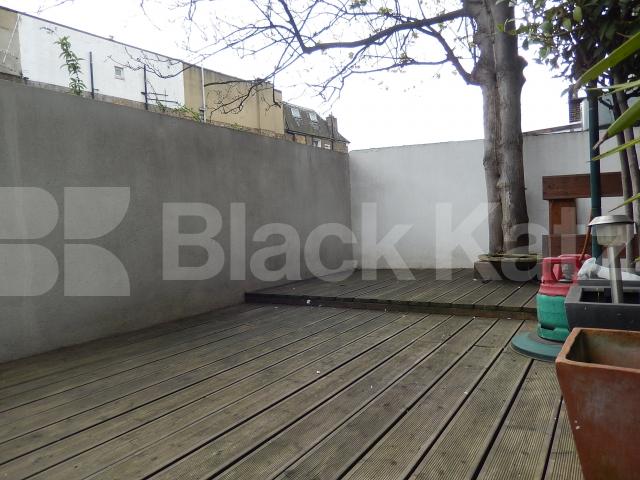 			NEW INSTRUCTION (Includes all utilities)., 2 Bedroom, 1 bath, 1 reception Flat			 Hogarth Road, Earls Court