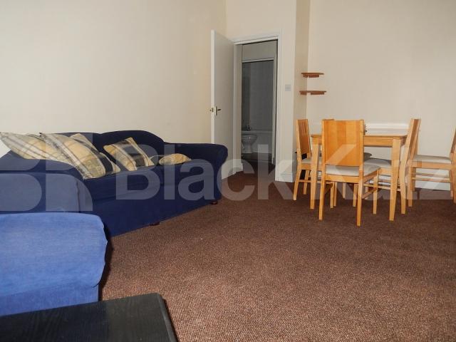 			LET, 2 Bedroom, 1 bath, 1 reception Flat			 Edith Grove, Chelsea