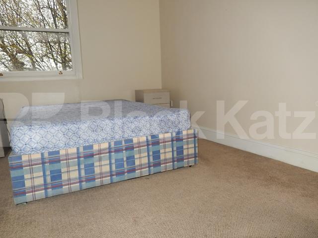 			LET, 2 Bedroom, 1 bath, 1 reception Flat			 Edith Grove, Chelsea