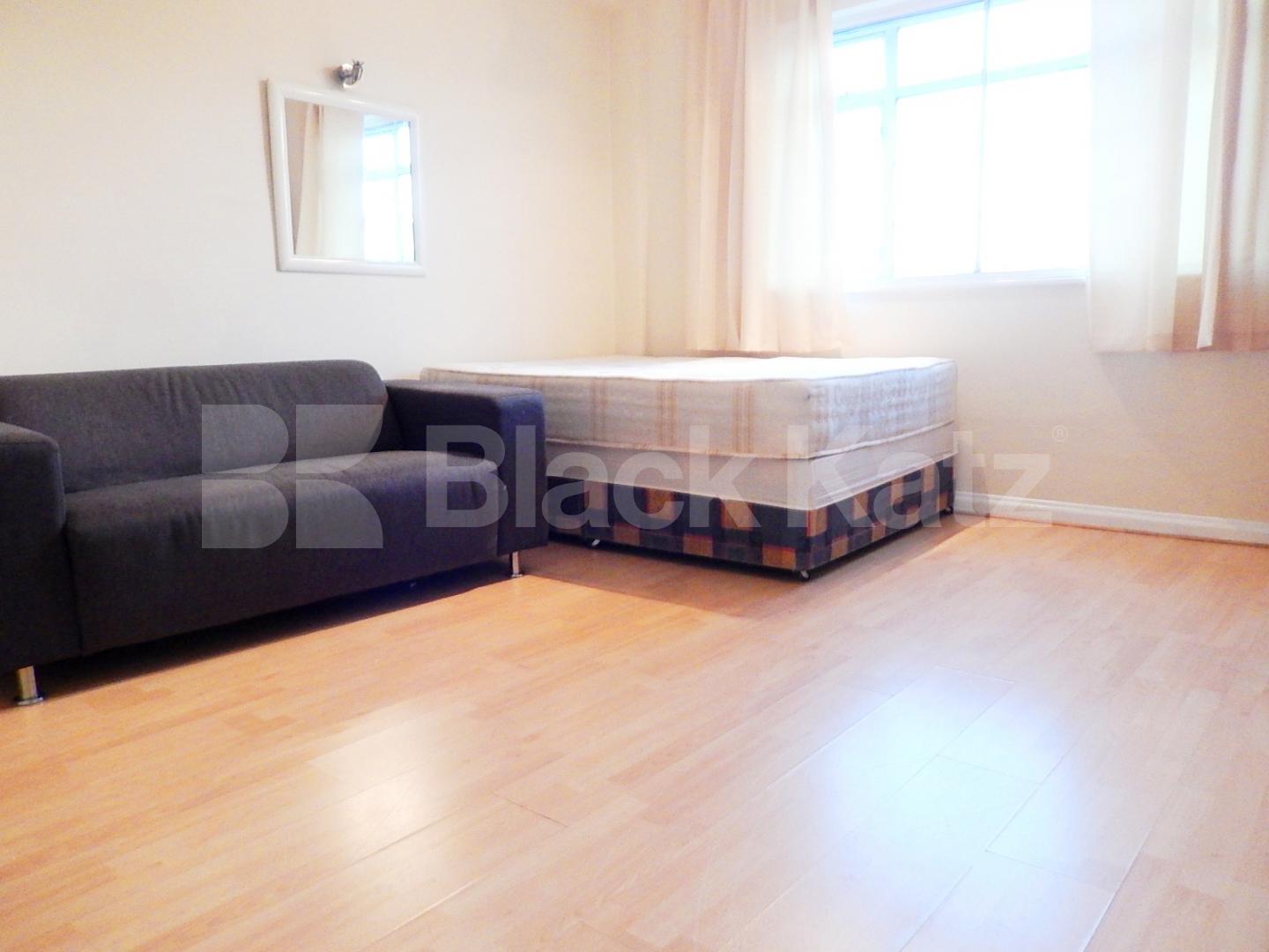 			NEW INSTRUCTION INCLUSIVE OF HEATING AND HOT WATER, 3 Bedroom, 1 bath, 1 reception Flat			 Edith Villas, WEST KENSINGTON 