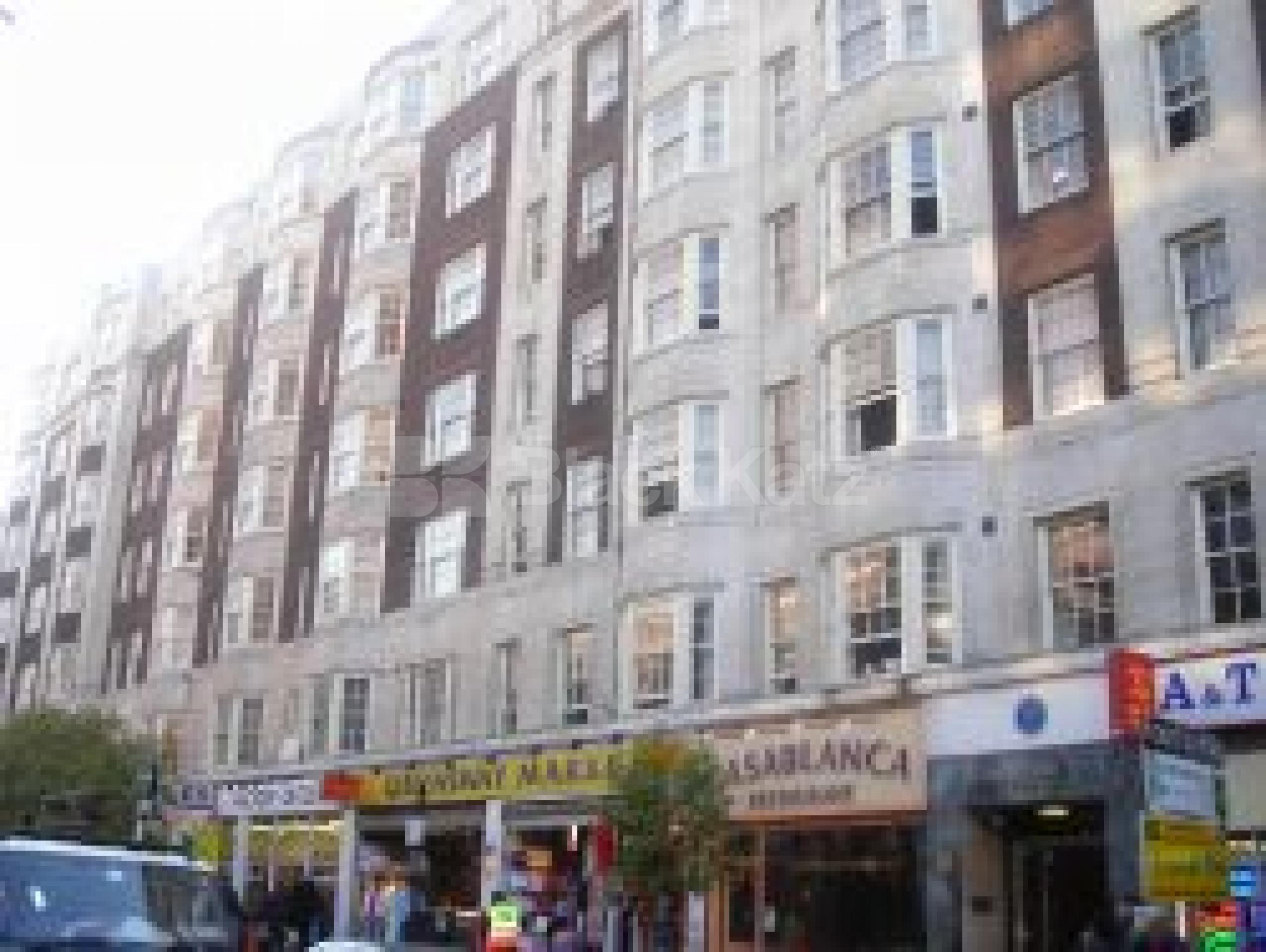 			Studio Apartment, 1 bath, 1 reception Studio			 Queensway, BAYSWATER/QUEENSWAY W2 W2
