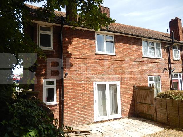 			NEW INSTRUCTION, 4 Bedroom, 1 bath, 1 reception House			 Westway, White City/Shepherds Bush