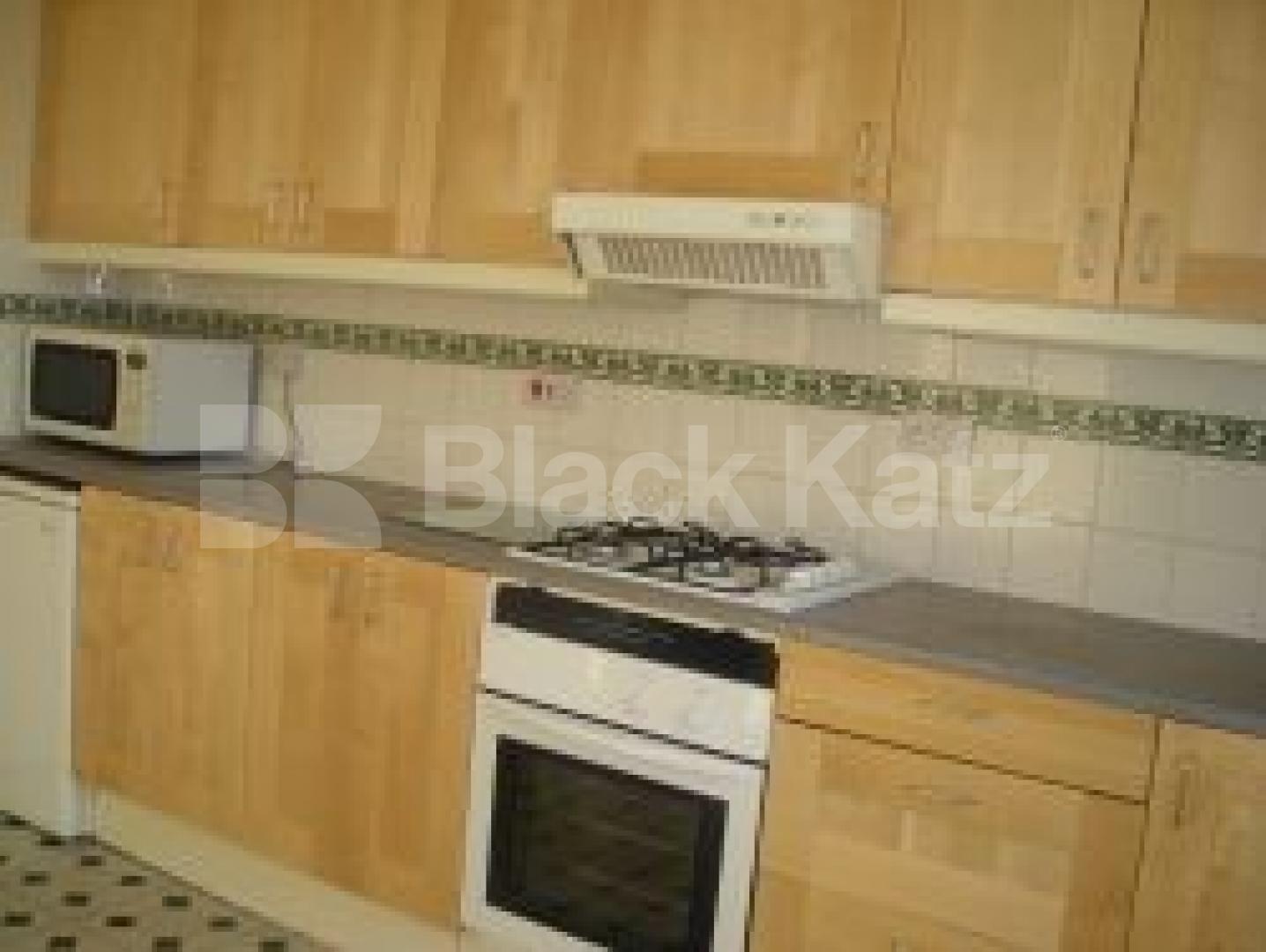 			3 Bedroom, 1 bath, 1 reception Flat			 Agar Grove, CAMDEN NW1