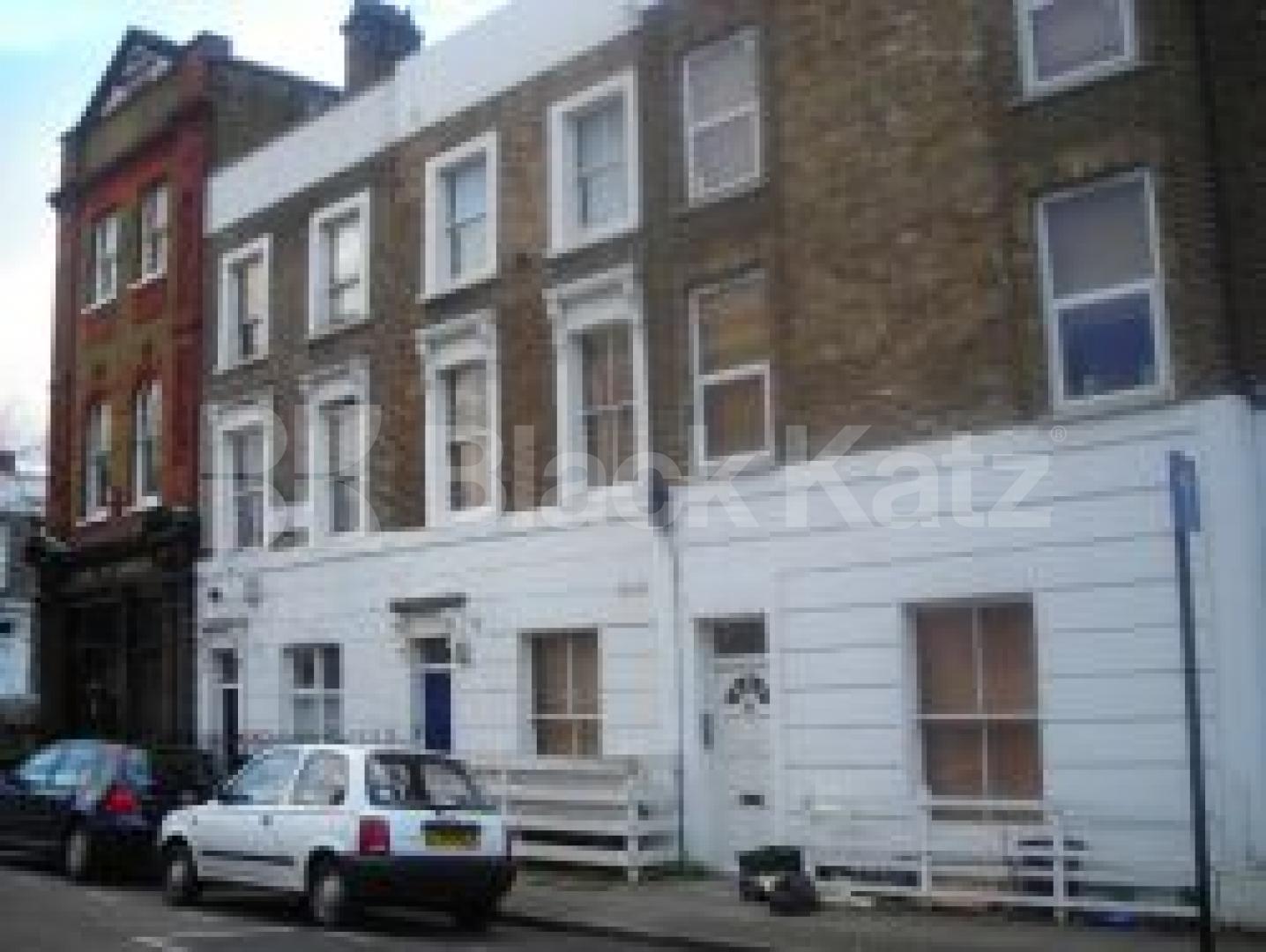 			GREAT VALUE!!!, 1 Bedroom, 1 bath, 1 reception Flat			 Hercules Street, HOLLOWAY 