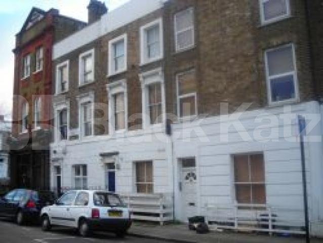 			GREAT VALUE!!!, 1 Bedroom, 1 bath, 1 reception Flat			 Hercules Street, HOLLOWAY 