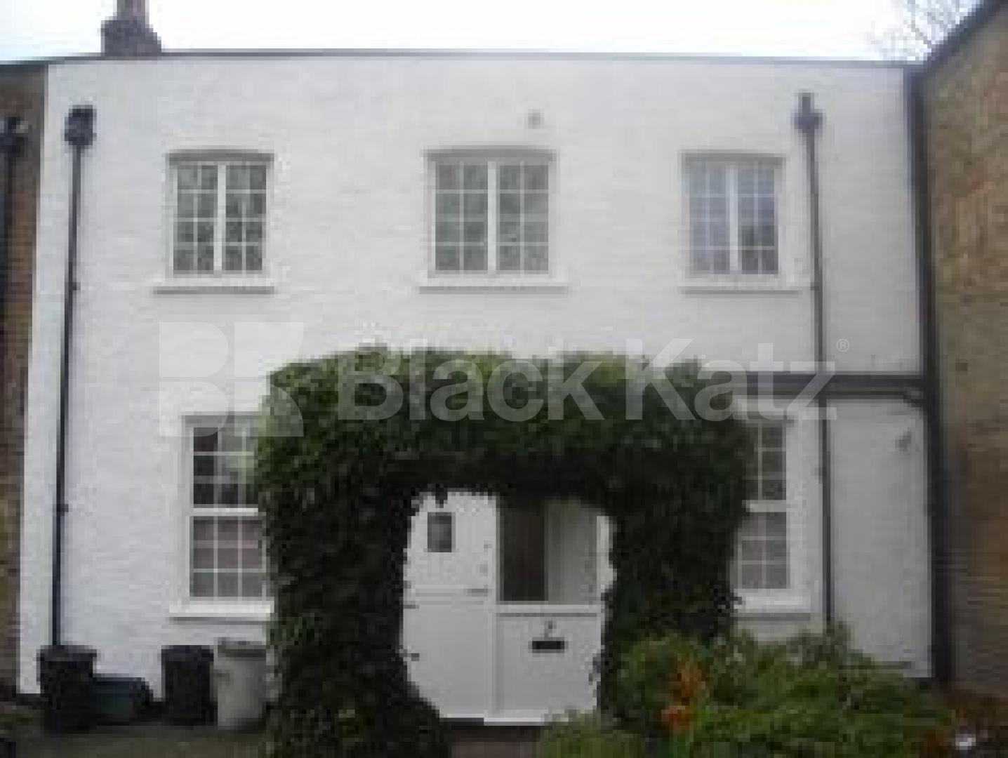 			2 Bedroom, 1 bath, 1 reception Ground Floor Flat			 Trinder Gardens, ARCHWAY/Crouch Hill N19