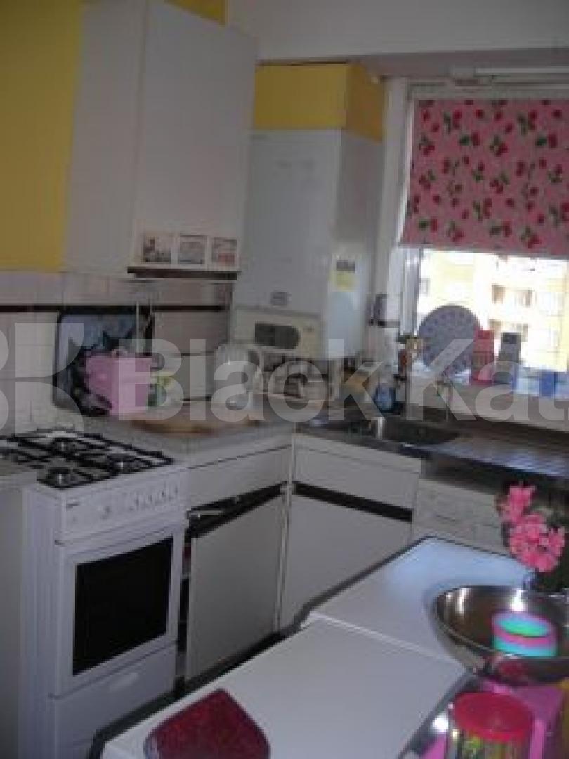 			3 Bedroom, 1 bath, 1 reception Flat			 St Pancras Way, CAMDEN NW1