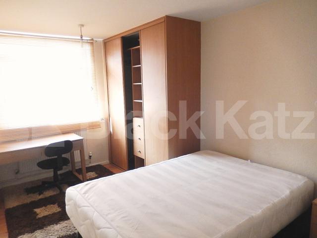 			NEW INSTRUCTION, 3 Bedroom, 1 bath, 1 reception Maisonette			 North End Road, West Kensington