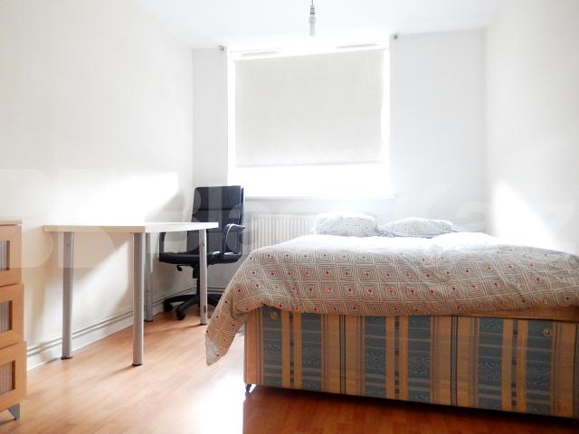 			NEW INSTRUCTION, 3 Bedroom, 1 bath, 1 reception Maisonette			 North End Road, West Kensington