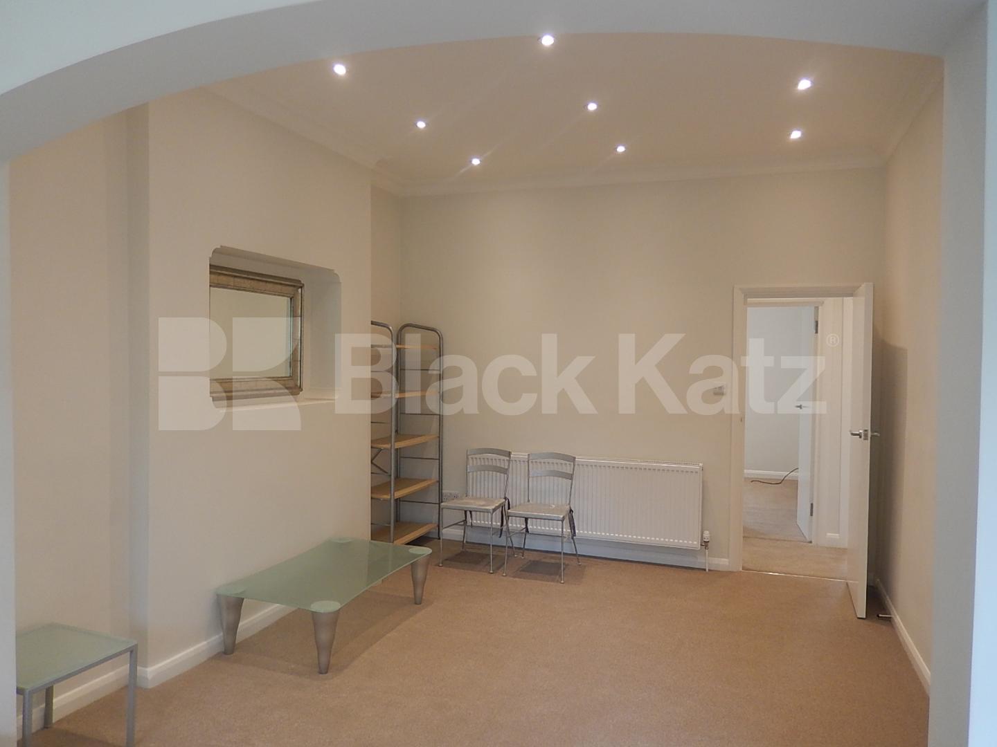 			NEW INSTRUCTIONS, 2 Bedroom, 1 bath, 1 reception Flat			 Mall Road, Hammersmith