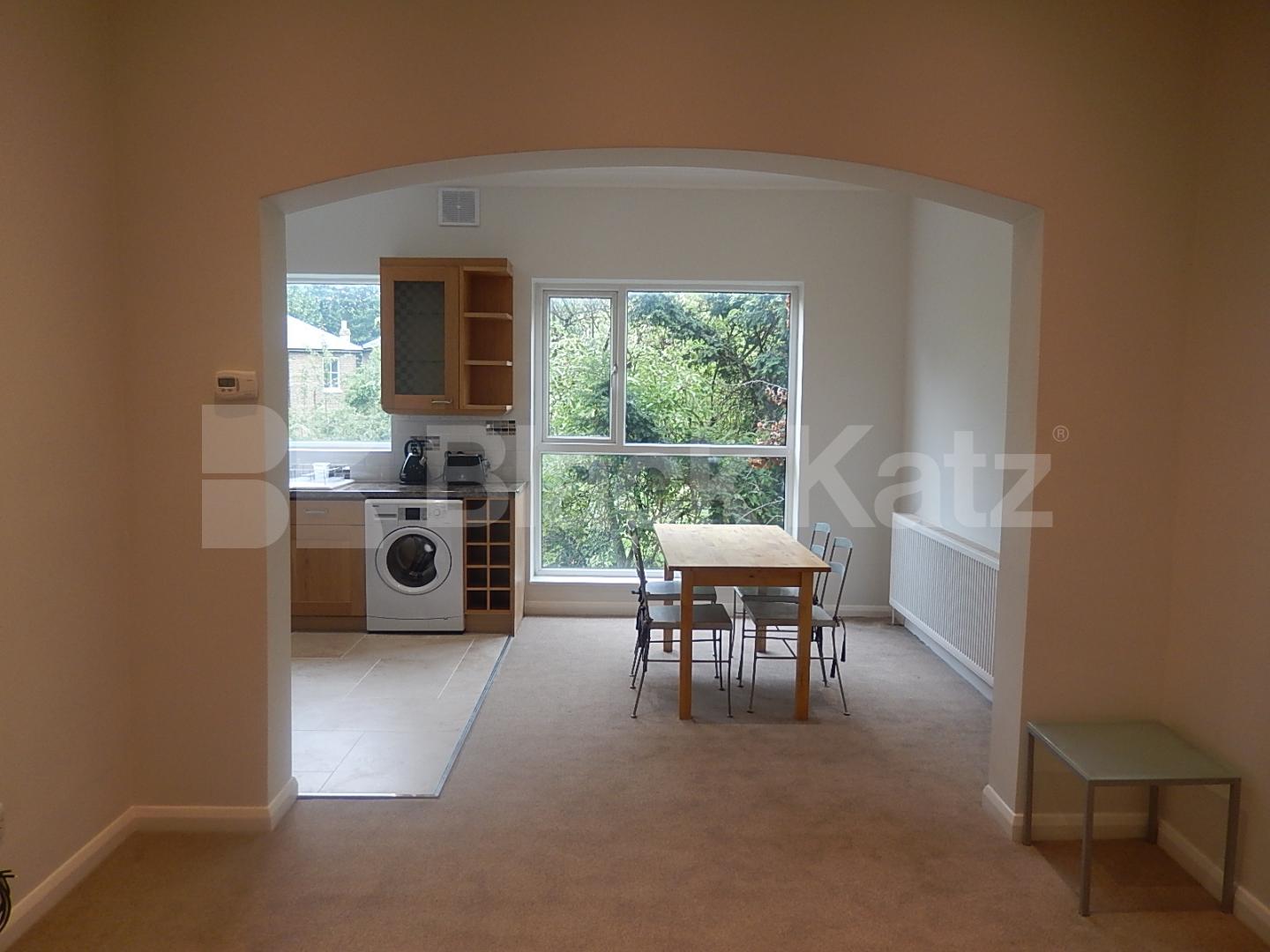 			NEW INSTRUCTIONS, 2 Bedroom, 1 bath, 1 reception Flat			 Mall Road, Hammersmith