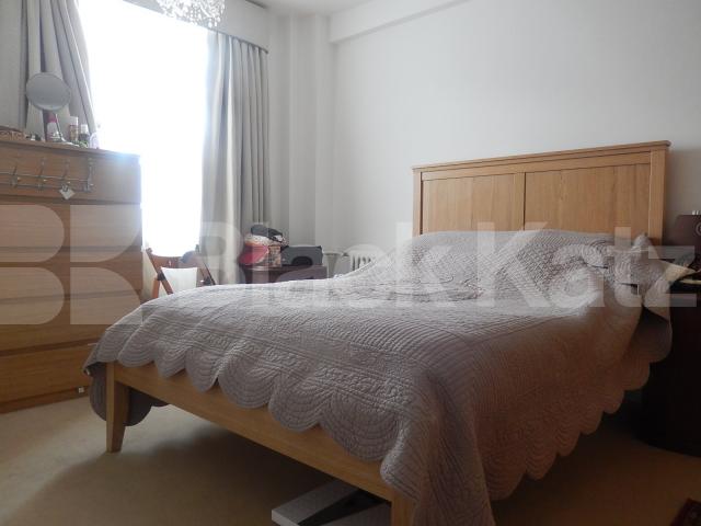 			FURNISHED OR UNFURNISHED , 2 Bedroom, 1 bath, 1 reception Flat			 Latymer Court, Hammersmith Road, Hammersmith