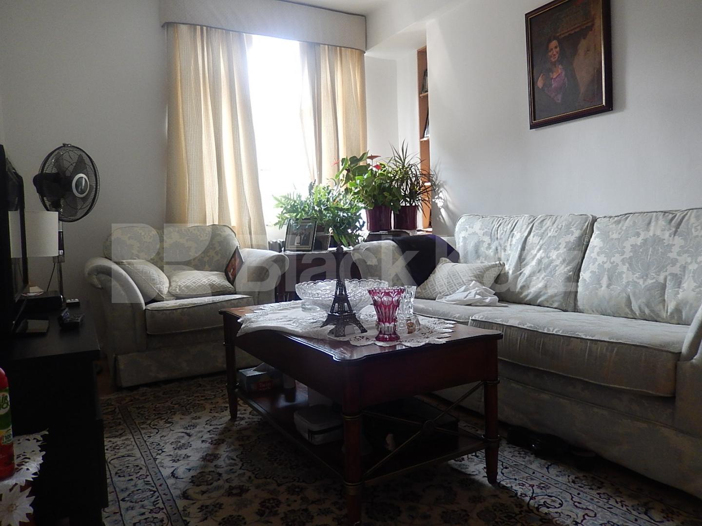 			FURNISHED OR UNFURNISHED , 2 Bedroom, 1 bath, 1 reception Flat			 Latymer Court, Hammersmith Road, Hammersmith