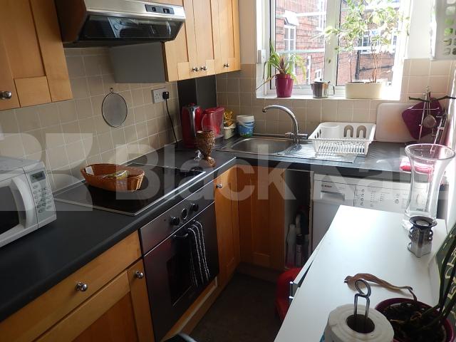 			FURNISHED OR UNFURNISHED , 2 Bedroom, 1 bath, 1 reception Flat			 Latymer Court, Hammersmith Road, Hammersmith