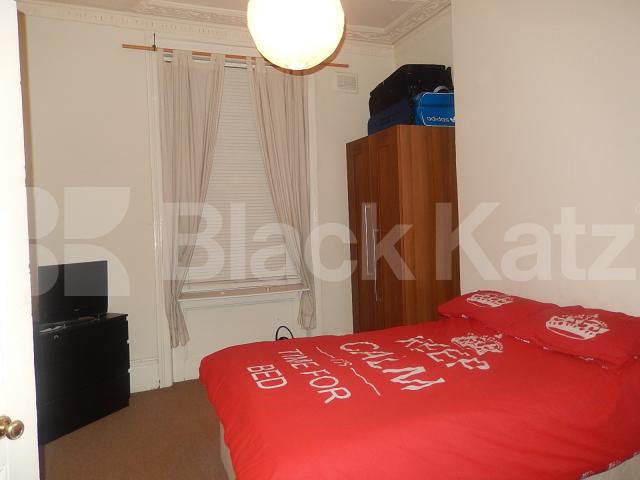 			LET, 1 Bedroom, 1 bath, 1 reception Flat			 Westwick Gardens, Shepherds Bush/Brook Green