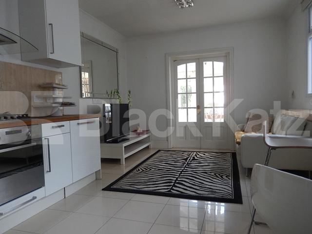 			NEW INSTRUCTION, 2 Bedroom, 1 bath, 1 reception Ground Floor Flat			 Silver Crescent, Gunnersbury/Chiswick