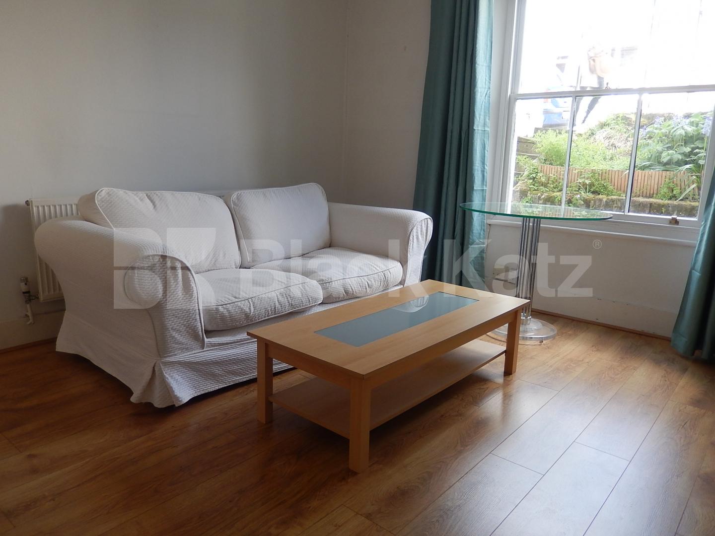			GARDEN FLAT, 1 Bedroom, 1 bath, 1 reception Flat			 Askew Crescent, Shepherds Bush/Acton