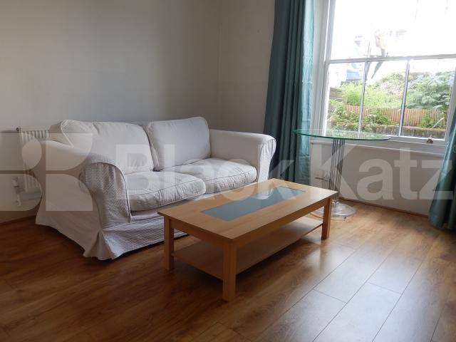			GARDEN FLAT, 1 Bedroom, 1 bath, 1 reception Flat			 Askew Crescent, Shepherds Bush/Acton
